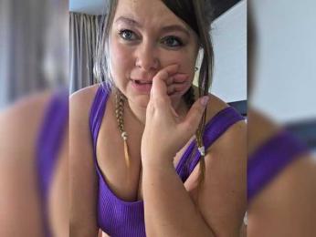 FLUFFY_BEAUTY — Bongacams recorded stream image, 23.03.2026 05:20