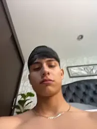 Lander_Cruz — Stripchat recorded stream screenshot (23 Mar 2026)