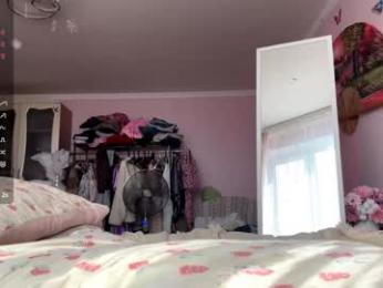 bebravee — Chaturbate recorded stream screenshot (24 Mar 2026)