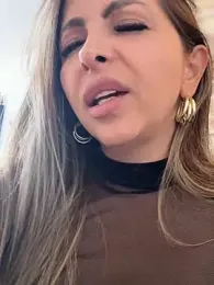 _Abril-Office1 — Stripchat recorded stream image, 24.03.2026 15:20