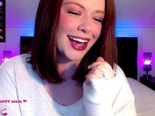 crystalcream — Camsoda recorded stream image, 24.03.2026 19:00