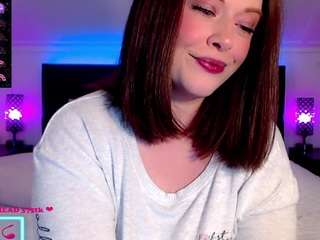 crystalcream — Camsoda recorded stream image, 24.03.2026 19:00