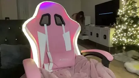 petitebeauty — Stripchat recorded stream image, 24.03.2026 22:00