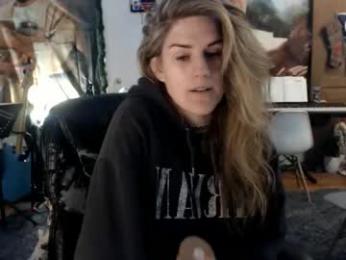 katiecutie_5 — Chaturbate recorded stream image, 25.03.2026 03:50