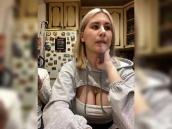 _Magic_ — Bongacams recorded stream image, 25.03.2026 15:50