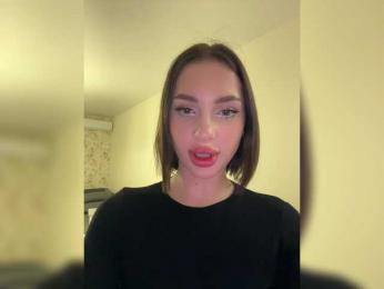 BabyDarii — Bongacams recorded stream screenshot (07 Mar 2025)