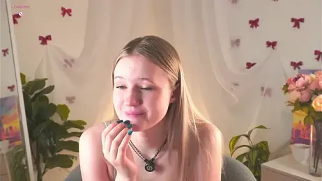 MaydaFoulk — Stripchat recorded stream image, 26.03.2026 01:10