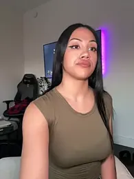 babymalaya — Stripchat recorded stream image, 27.03.2026 00:30