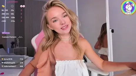 VirginChloe — Stripchat recorded stream screenshot (27 Mar 2026)