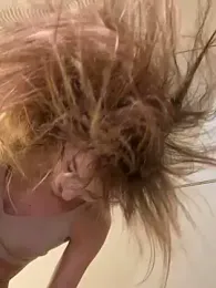 -AngelAri- — Stripchat recorded stream screenshot (27 Mar 2026)