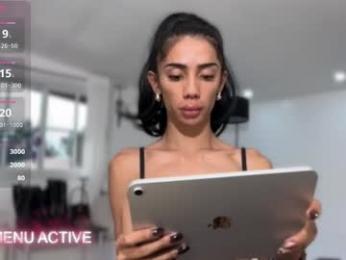 trixieemerald — Chaturbate recorded stream image, 30.03.2026 03:50