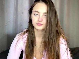 trinasmathers — Camsoda recorded stream image, 30.03.2026 09:10