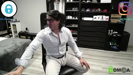 latinoo23bom — Stripchat recorded stream image, 31.03.2026 18:40