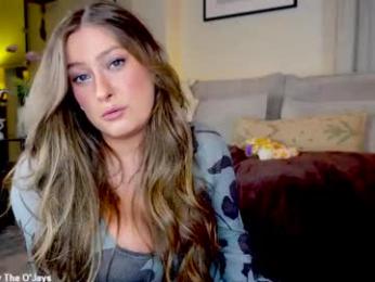 x_lily_x — Chaturbate recorded stream screenshot (31 Mar 2026)