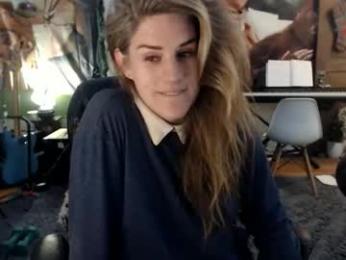 katiecutie_5 — Chaturbate recorded stream image, 01.04.2026 03:50