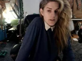 katiecutie_5 — Chaturbate recorded stream image, 01.04.2026 03:50