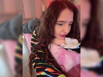 LittleDelora — Bongacams recorded stream screenshot (01 Apr 2026)