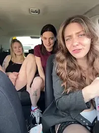 MariiD — Stripchat recorded stream image, 01.04.2026 07:10