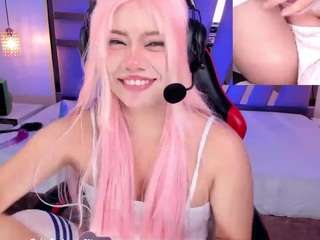 lilapop4 — Camsoda recorded stream image, 01.04.2026 13:20