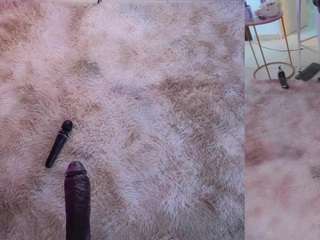 lady-brownn — Camsoda recorded stream image, 01.04.2026 11:50