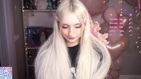 hikmurr — Stripchat recorded stream image, 01.04.2026 21:30