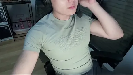 Tkcqcc — Stripchat recorded stream screenshot (02 Apr 2026)