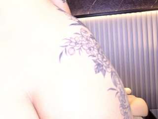 annieswan — Camsoda recorded stream screenshot (02 Apr 2026)