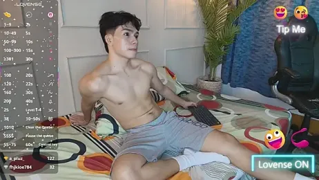 luandy — Stripchat recorded stream image, 02.04.2026 11:10