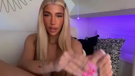 KENNIEXROSE — Stripchat recorded stream screenshot (02 Apr 2026)