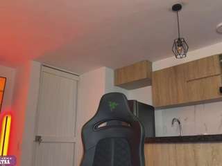 marianabranz — Camsoda recorded stream image, 03.04.2026 17:00