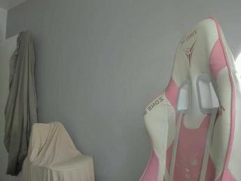dolly-ll — Bongacams recorded stream image, 01.02.2025 11:20
