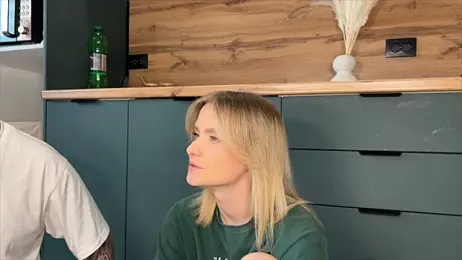 Adelovenick — Stripchat recorded stream screenshot (04 Apr 2026)