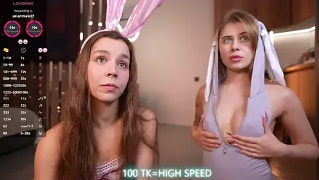 Monika__youthful — Stripchat recorded stream screenshot (04 Apr 2026)