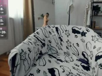 glossybabe_ — Chaturbate recorded stream image, 05.04.2026 07:30