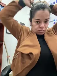 Dr_Nathalia_28 — Stripchat recorded stream image, 05.04.2026 12:40