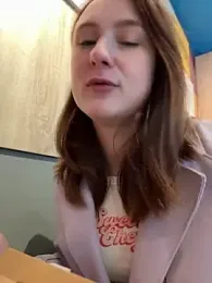 Dina_Tease — Stripchat recorded stream image, 05.04.2026 11:10