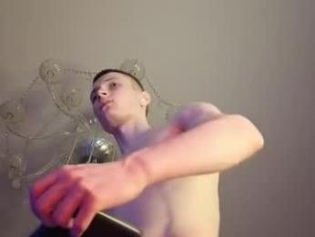 viksons — Chaturbate recorded stream image, 05.04.2026 17:20