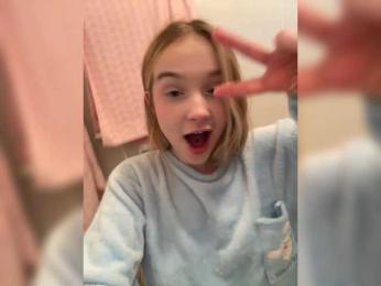MimiMila — Bongacams recorded stream image, 05.04.2026 18:40