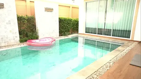 LIttle_Rina_ — Stripchat recorded stream image, 05.04.2026 20:10