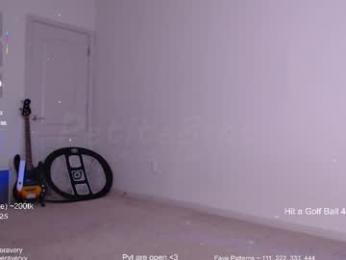 petitebrat — Chaturbate recorded stream image, 05.04.2026 23:40