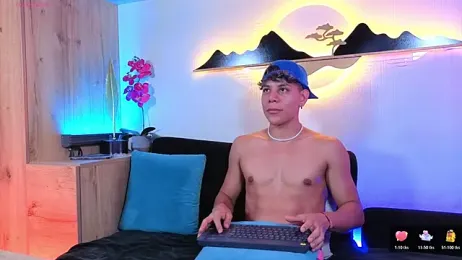 Almiboys — Stripchat recorded stream image, 06.04.2026 00:30