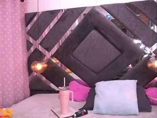 violeta-sanz — Camsoda recorded stream image, 08.03.2025 03:00