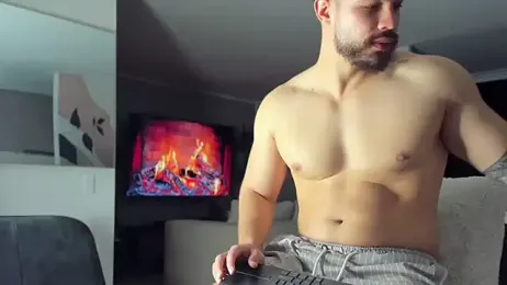 Valenthino_Salvatore — Stripchat recorded stream image, 06.04.2026 03:30