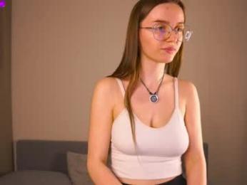 minnietammy — Chaturbate recorded stream image, 06.04.2026 13:00