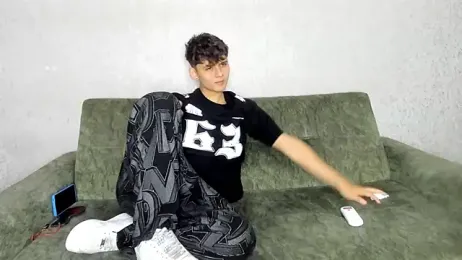 willy_sexxx18 — Stripchat recorded stream screenshot (06 Apr 2026)