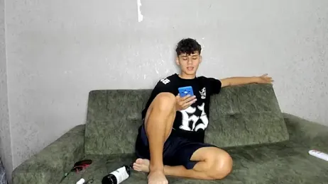 willy_sexxx18 — Stripchat recorded stream screenshot (06 Apr 2026)