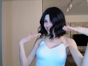 milla_bella — Chaturbate recorded stream screenshot (06 Apr 2026)