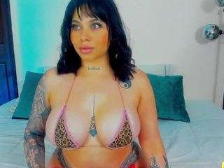 victoriaglam — Camsoda recorded stream screenshot (06 Apr 2026)