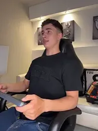 AdrianRinaldi — Stripchat recorded stream screenshot (06 Apr 2026)