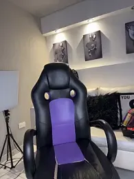 AdrianRinaldi — Stripchat recorded stream screenshot (06 Apr 2026)